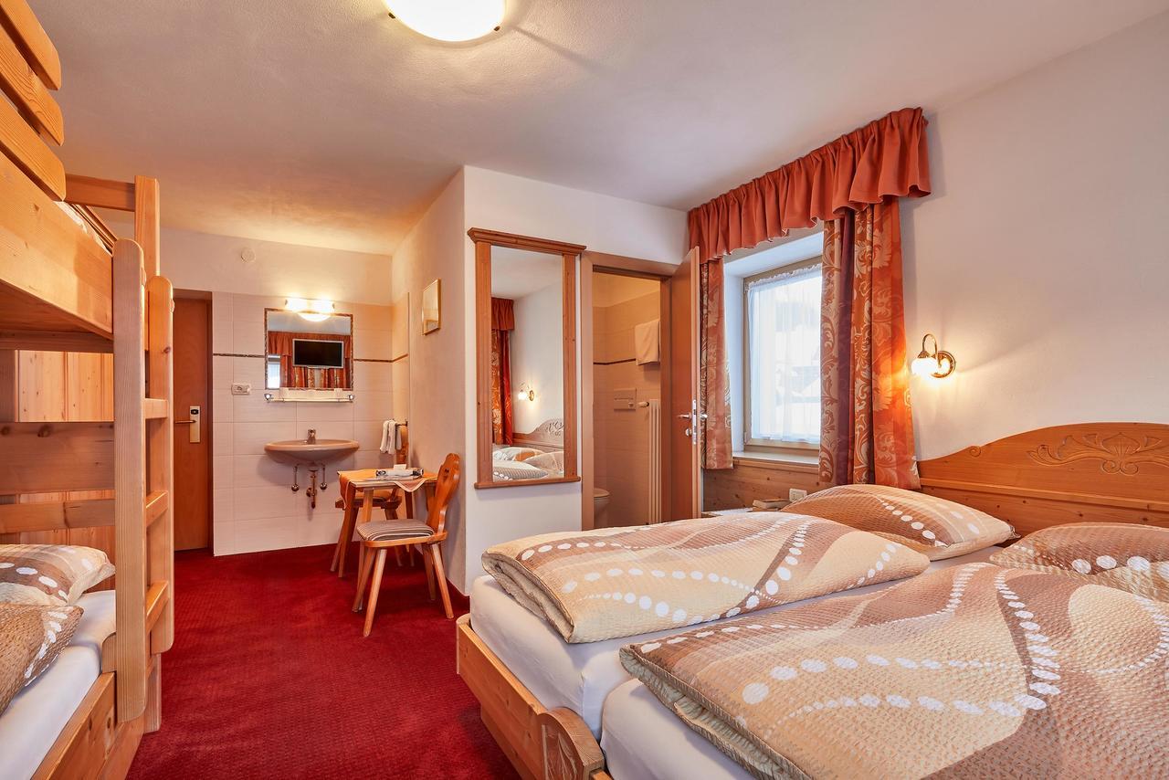 Hotel Garni Reutlingen à Calfosch Extérieur photo