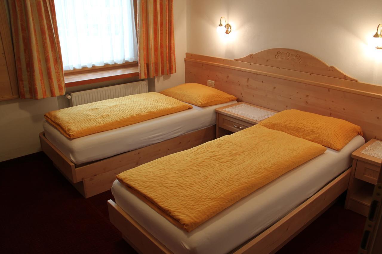 Hotel Garni Reutlingen à Calfosch Extérieur photo